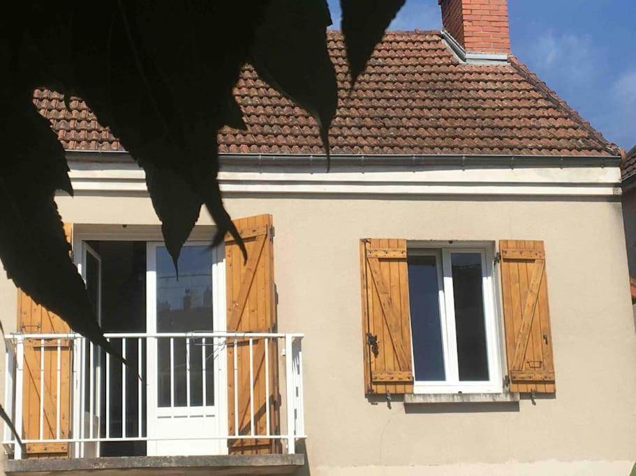 Veroliv : Superbe Appartement Renove Proche Du Centre-Ville Le Creusot Luaran gambar