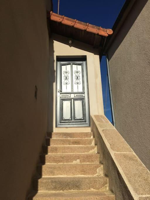 Veroliv : Superbe Appartement Renove Proche Du Centre-Ville Le Creusot Luaran gambar