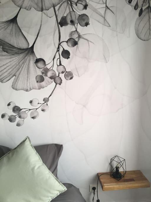 Veroliv : Superbe Appartement Renove Proche Du Centre-Ville Le Creusot Luaran gambar