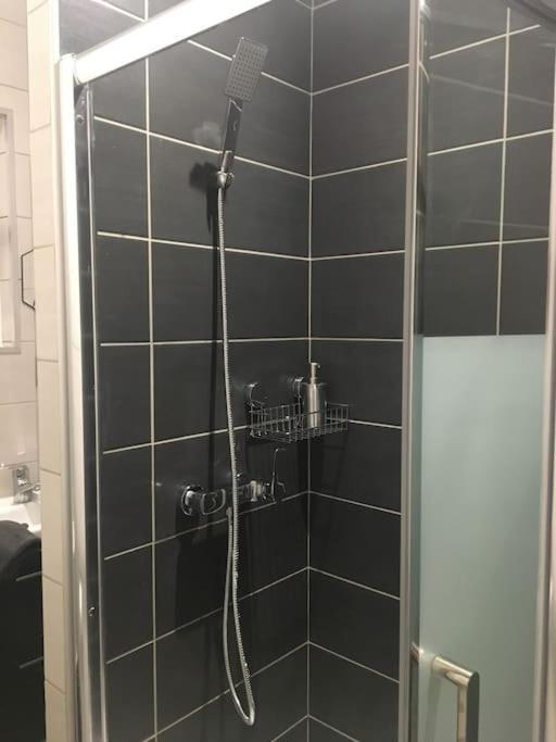 Veroliv : Superbe Appartement Renove Proche Du Centre-Ville Le Creusot Luaran gambar