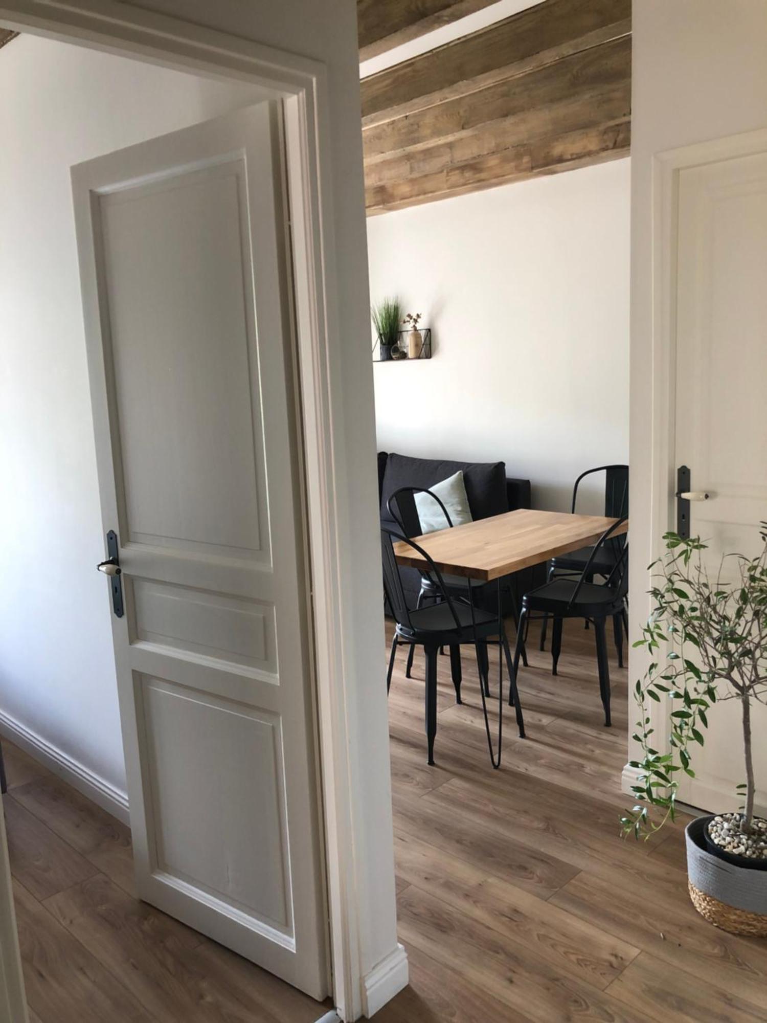 Veroliv : Superbe Appartement Renove Proche Du Centre-Ville Le Creusot Luaran gambar